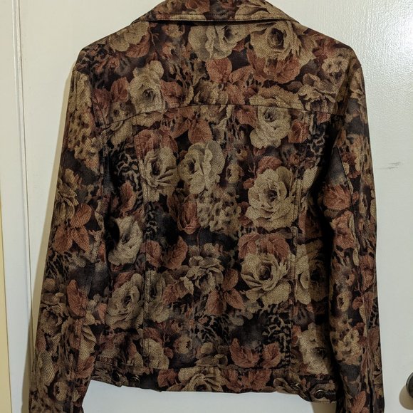 Seasons Floral Print Denim Jacket - Picture 2 of 4